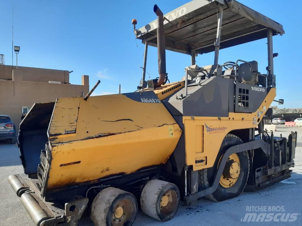 Volvo ABG 6870 Asfalta klājēji