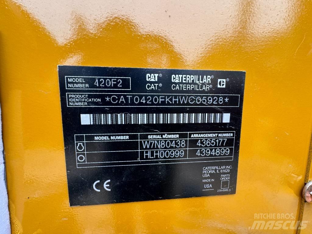  100% new CAT 420 F Ekskavatori-iekrāvēji