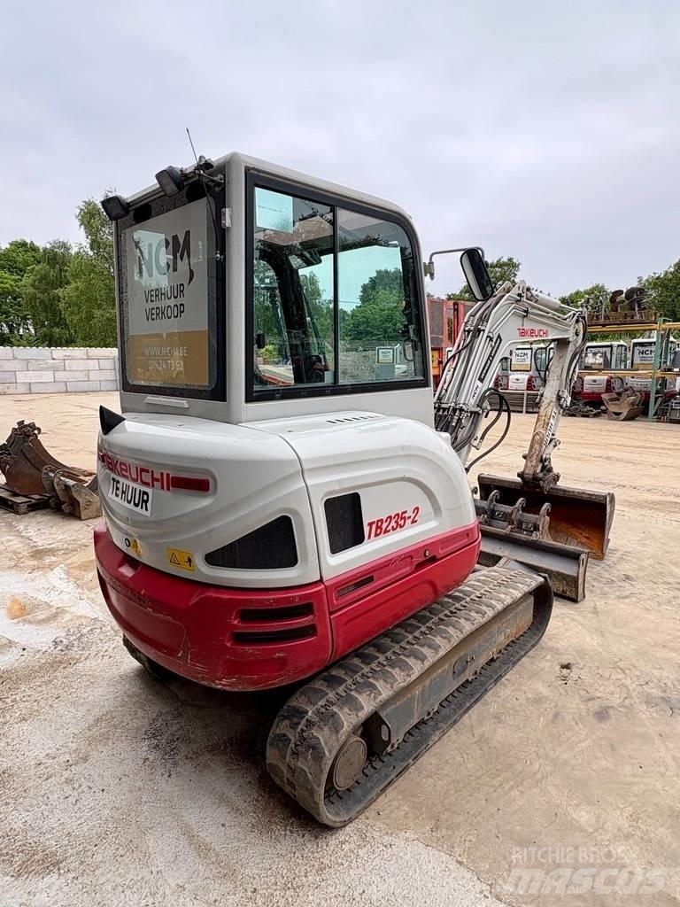Takeuchi TB 235 Mini ekskavatori < 7 t