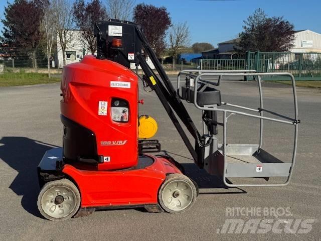 Manitou 100 VJR Vertikālie pacēlāji