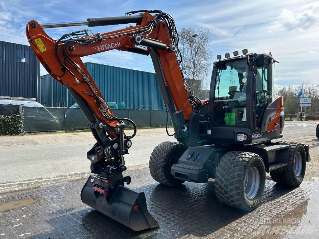 Hitachi ZX95W Ekskavatori uz riteņiem