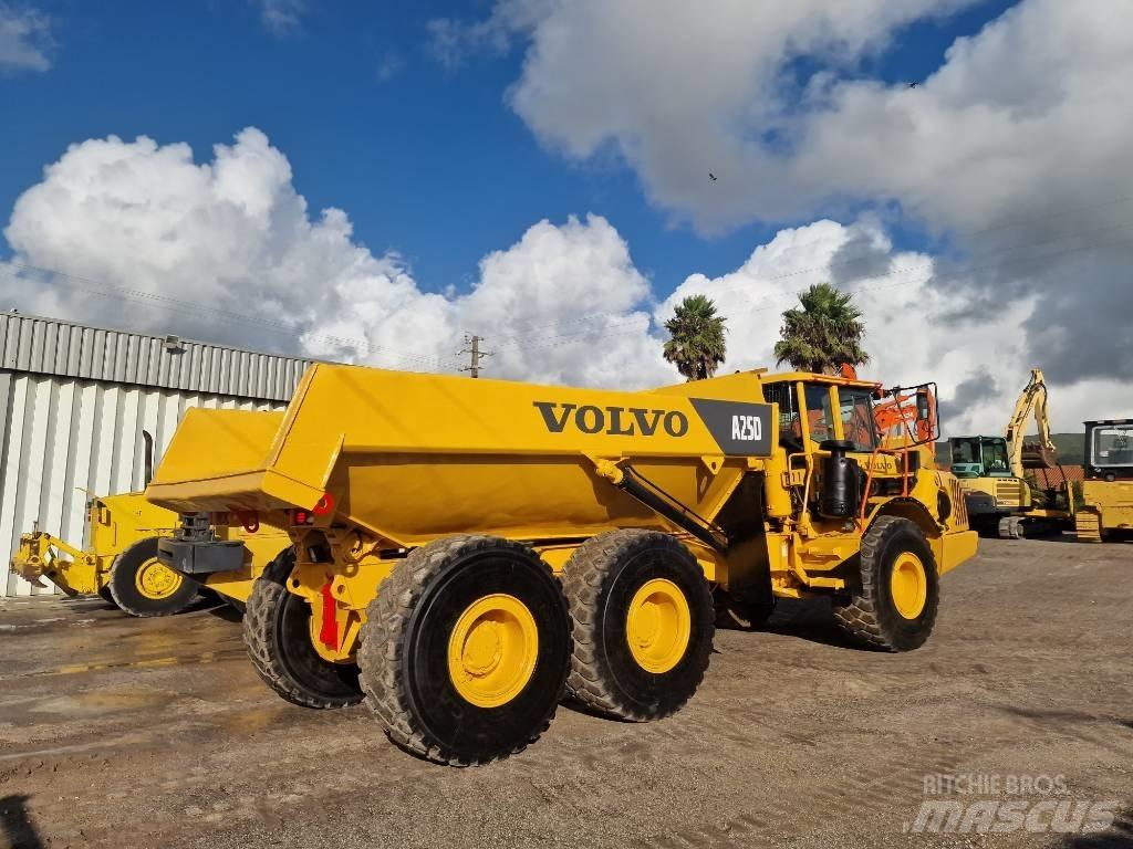Volvo A 25 D Artikulētie pašizgāzēji