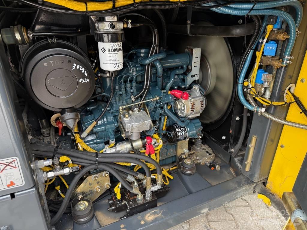 Bomag BW 154 ACP-4 Kombinētie veltņi
