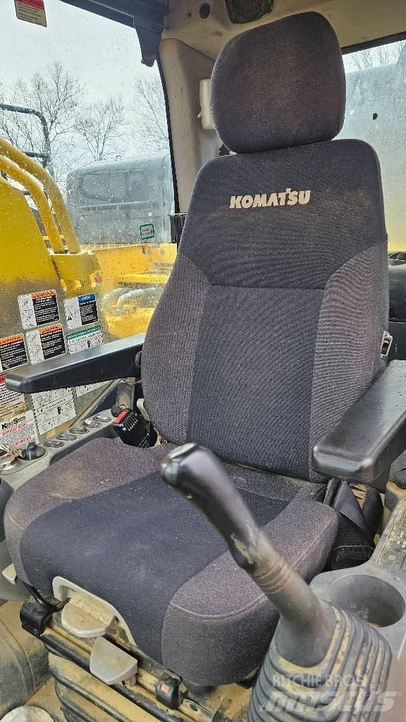 Komatsu PC 490 LC-11 Kāpurķēžu ekskavatori