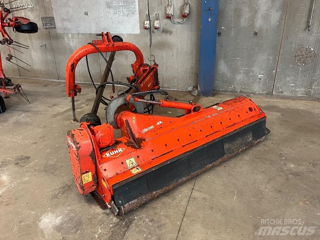 Kuhn TB 211 Pļaujmašīnas/pašgājēji