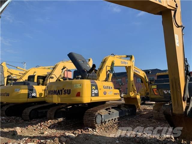 Komatsu PC 240-8 Kāpurķēžu ekskavatori