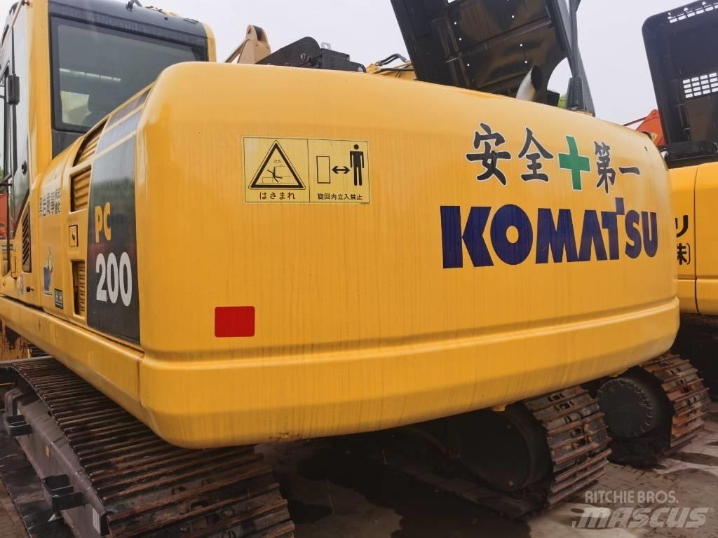 Komatsu PC 200-8 Kāpurķēžu ekskavatori