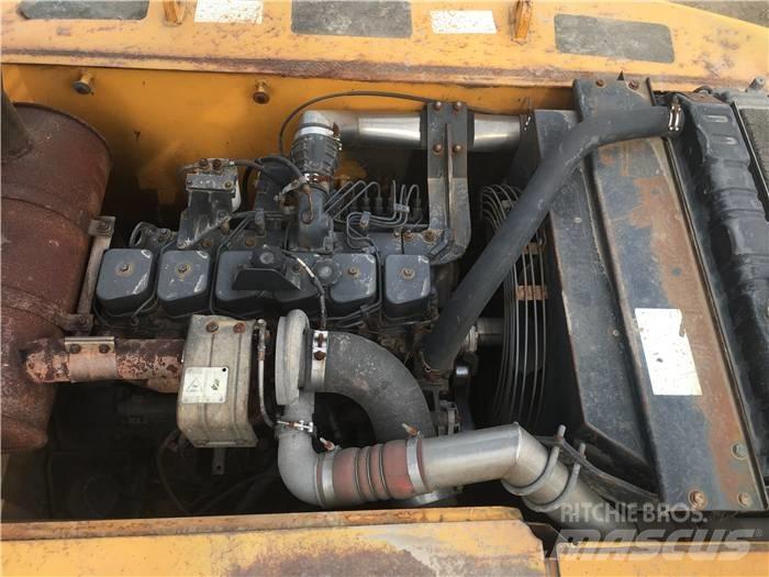 Hyundai R220LC-7 Kāpurķēžu ekskavatori