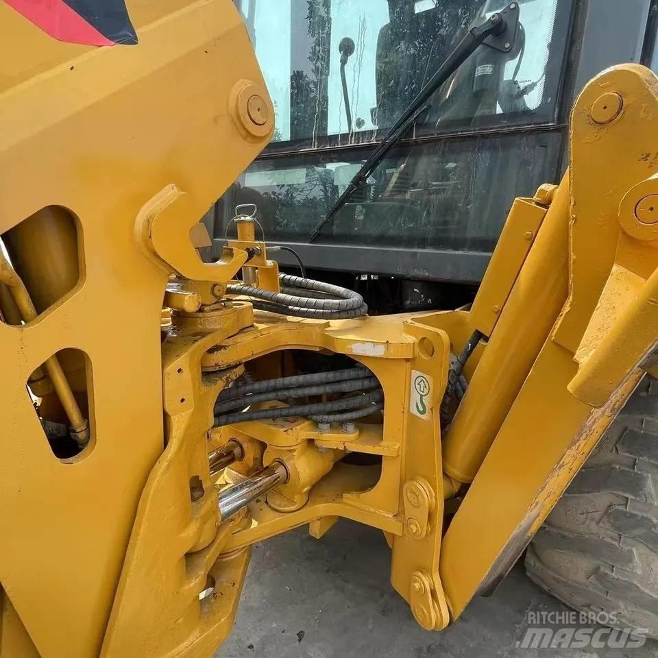 CAT 420 F Ekskavatori-iekrāvēji