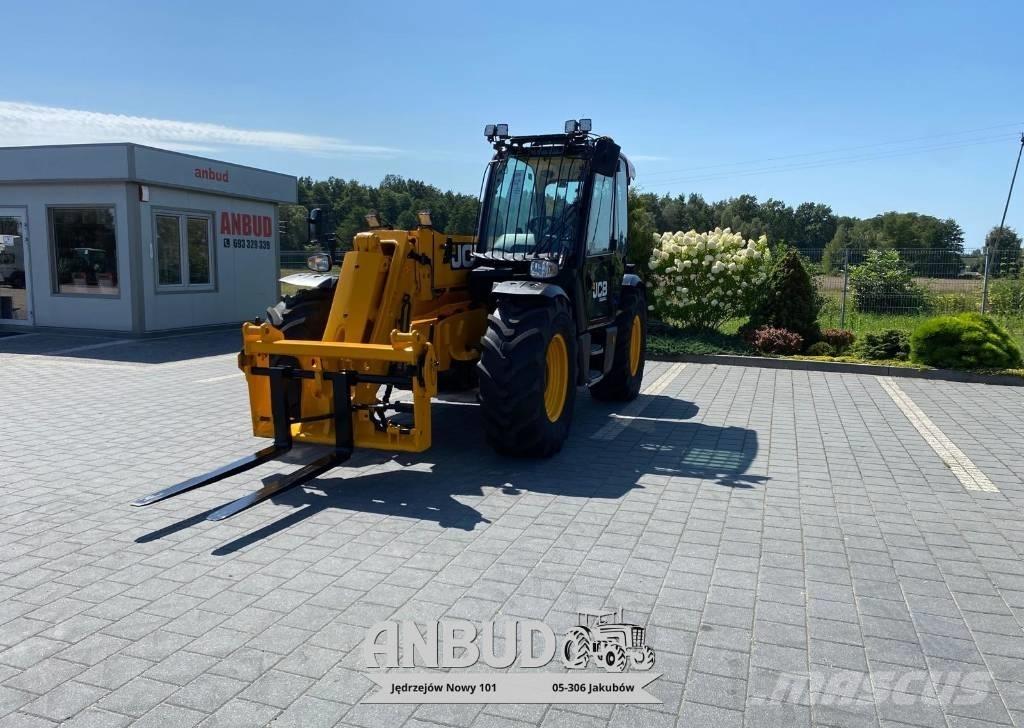 JCB 541-70 Agripro Teleskopiskie riteņu iekrāvēji