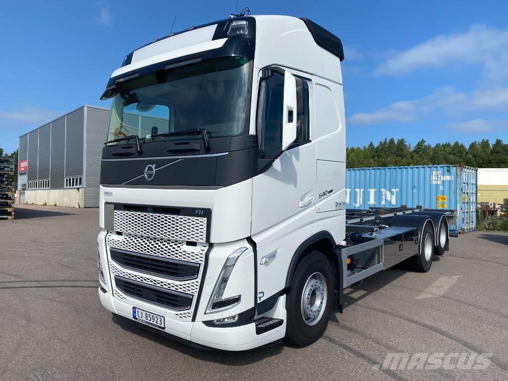 Volvo FH 540 Smagās mašīnas ar konteineriem
