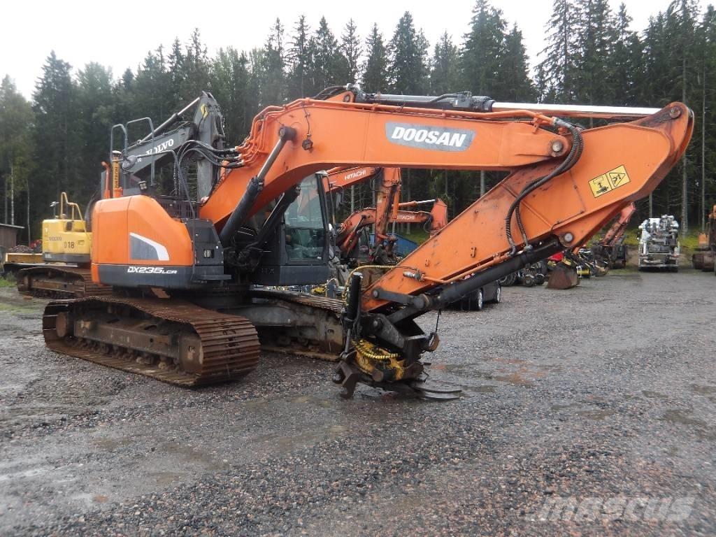 Doosan DX 235 LCR-5 Kāpurķēžu ekskavatori