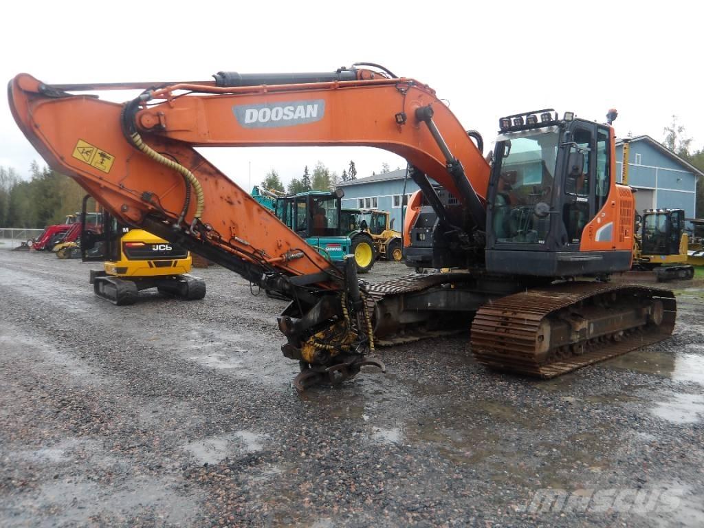 Doosan DX 235 LCR-5 Kāpurķēžu ekskavatori