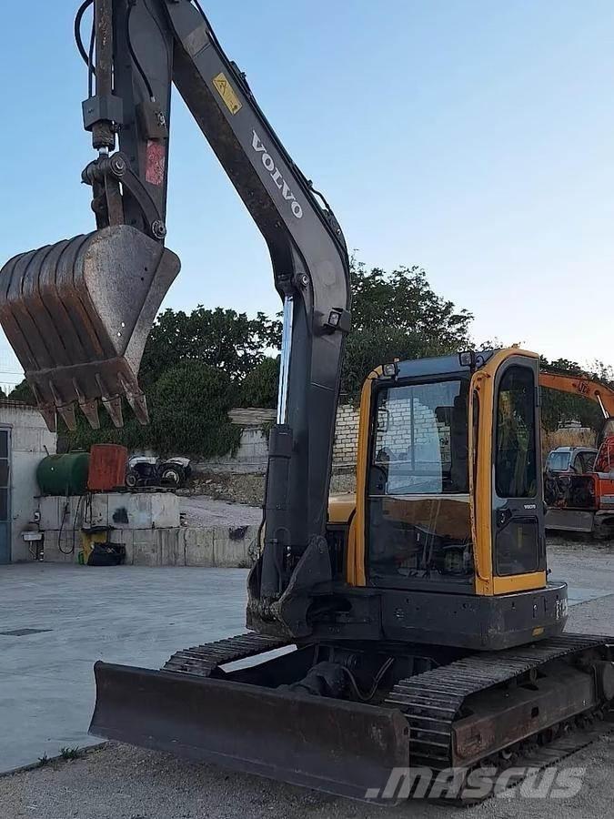 Volvo ECR88PLUS Vidēja lieluma ekskavatori 7 t - 12 t