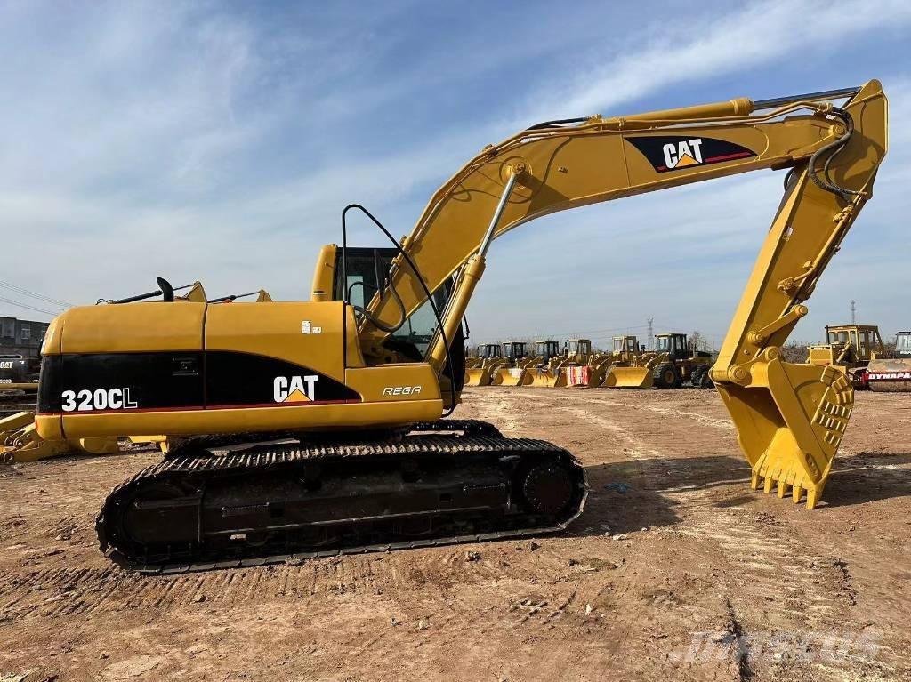 CAT 320CL Kāpurķēžu ekskavatori