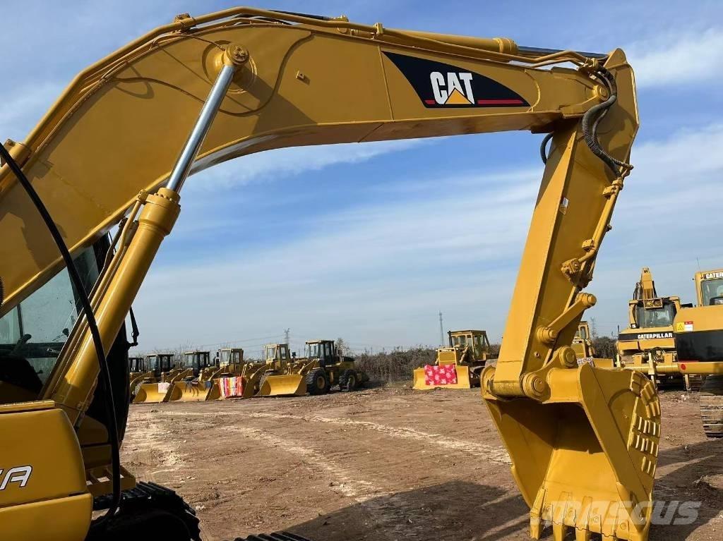CAT 320CL Kāpurķēžu ekskavatori