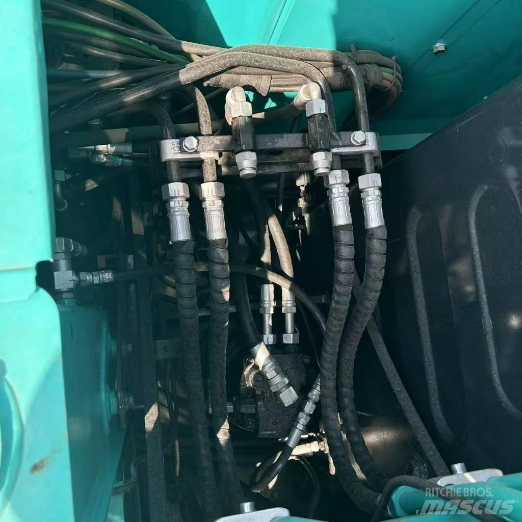 Kobelco 75 Kāpurķēžu ekskavatori