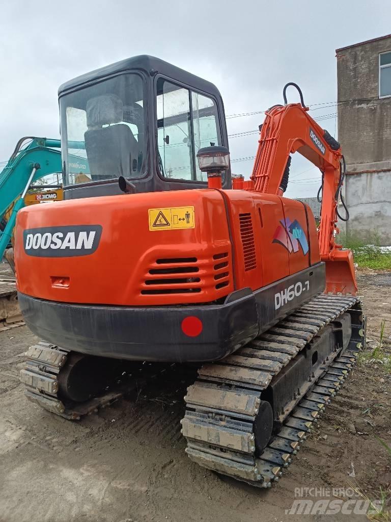 Doosan DH 60 Mini ekskavatori < 7 t