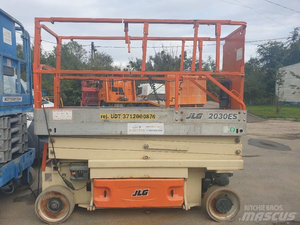 JLG 2030 ES Šķerveida pacēlāji