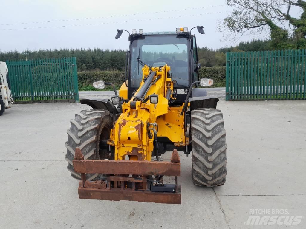 JCB TM 320 S Lauksaimniecības pacēlāji