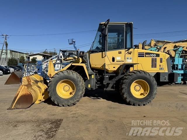 Komatsu WA 100-6 Iekrāvēji uz riteņiem