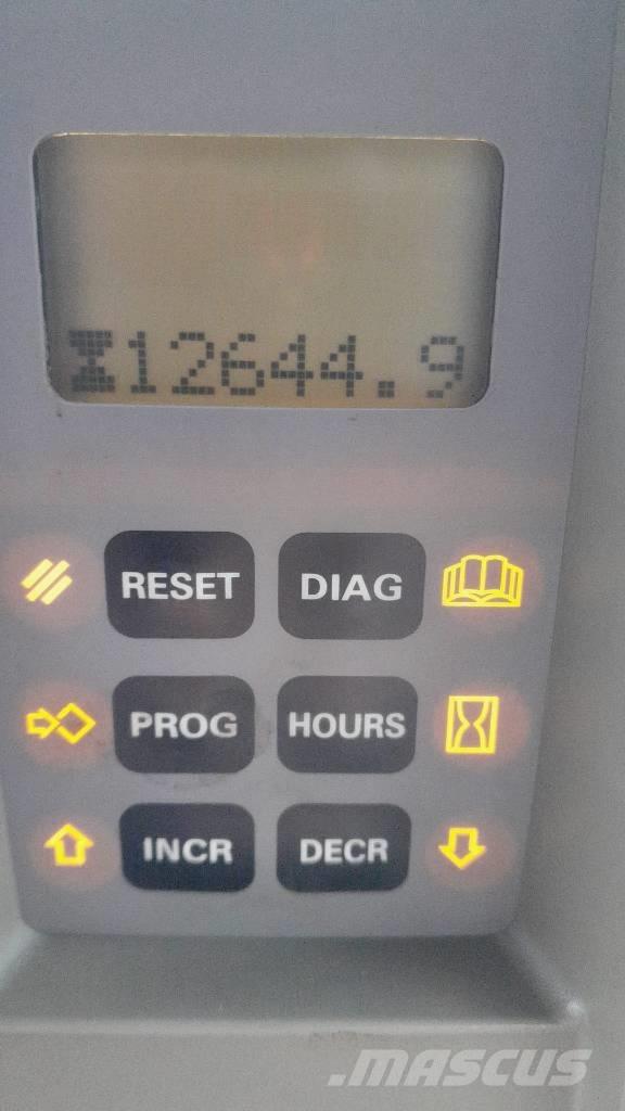 Case IH MX 270 Traktori