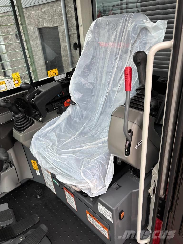 Takeuchi TB 280 FR Vidēja lieluma ekskavatori 7 t - 12 t