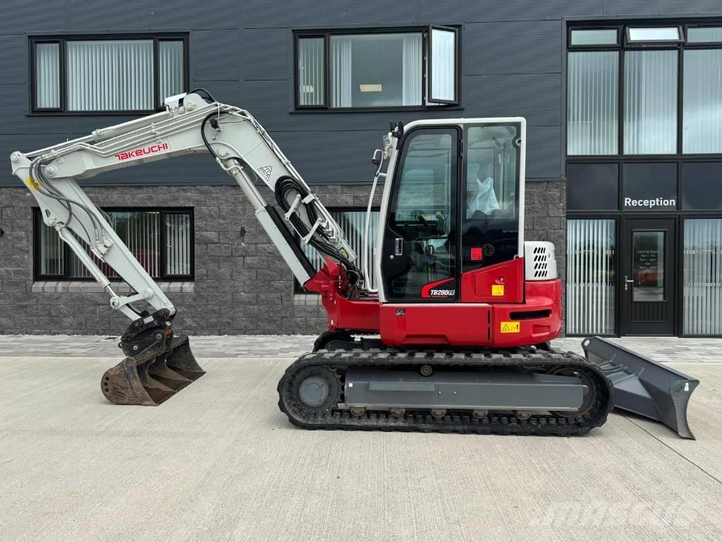 Takeuchi TB 280 FR Vidēja lieluma ekskavatori 7 t - 12 t