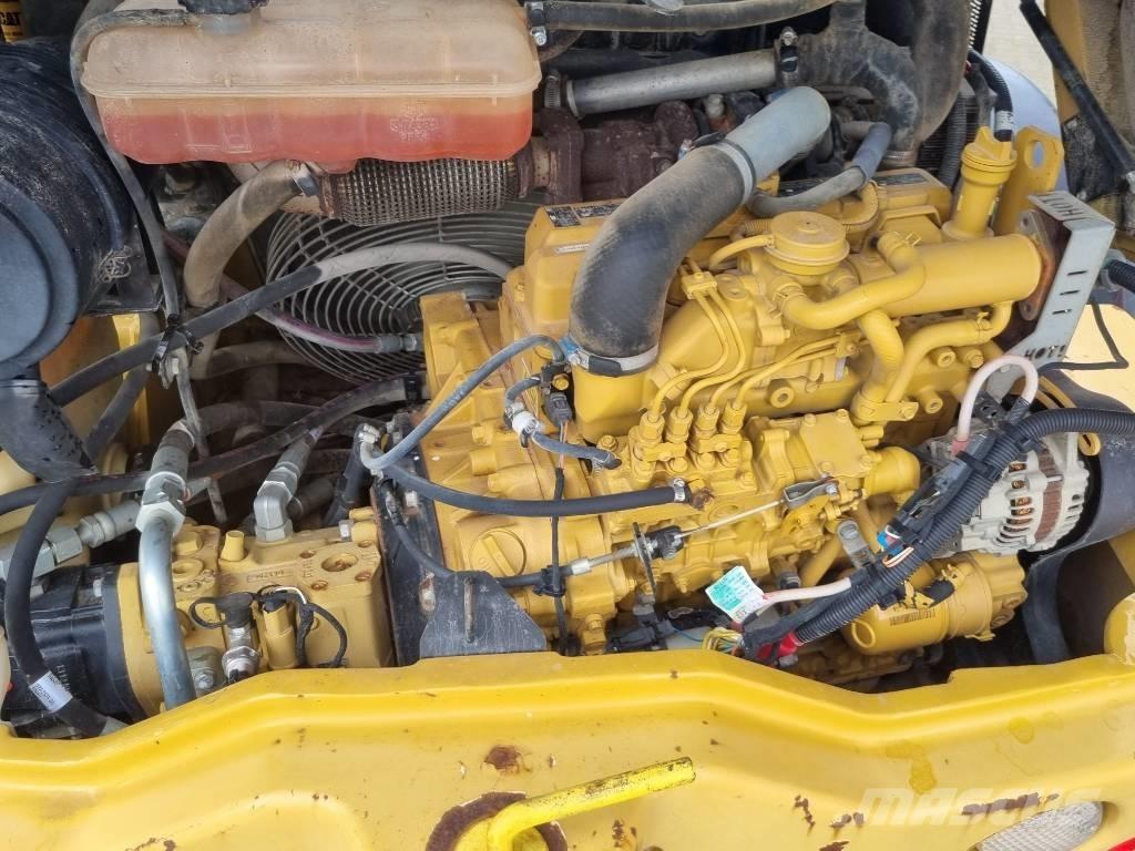 CAT 908 H 2 Iekrāvēji uz riteņiem