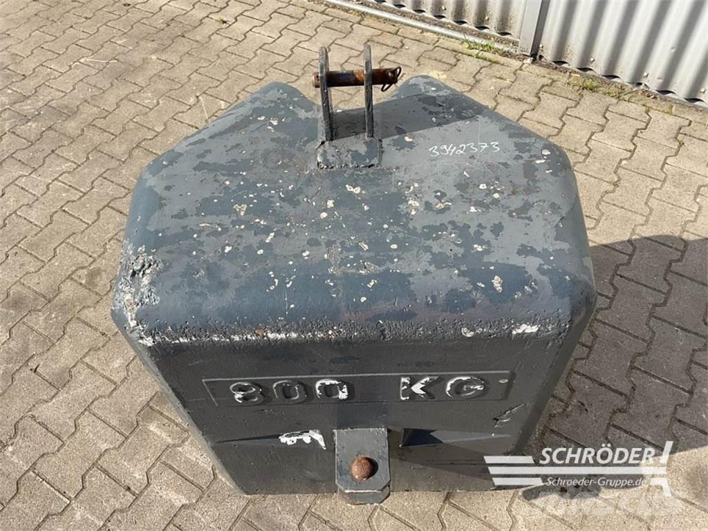  800 KG STAHLBETON Cits traktoru papildaprīkojums