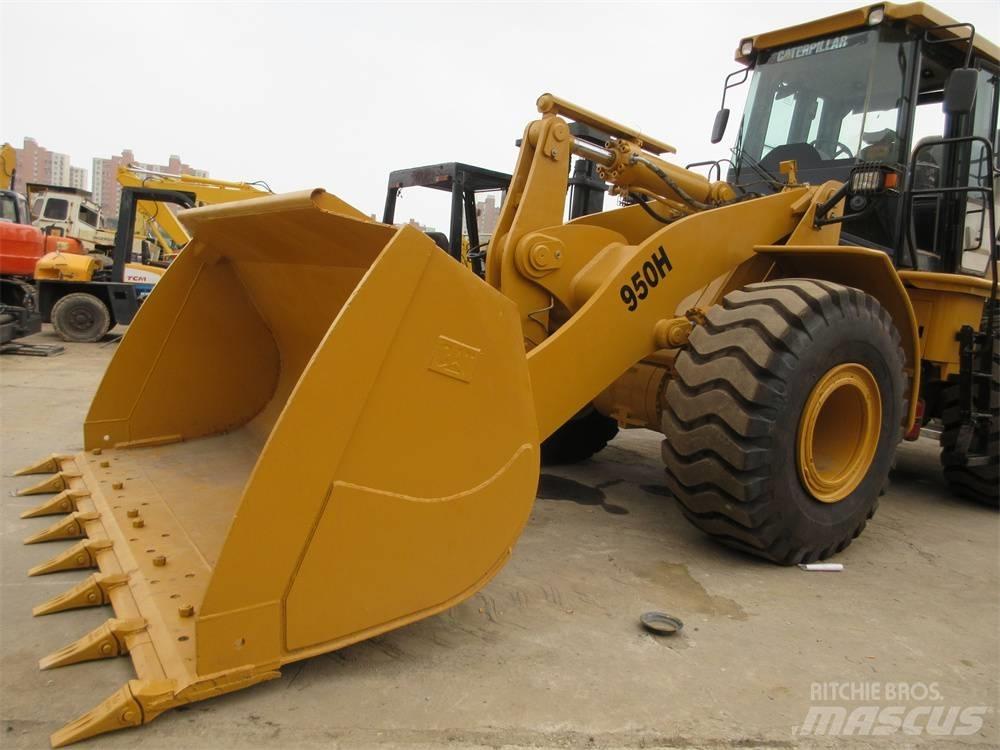 CAT 950H Iekrāvēji uz riteņiem