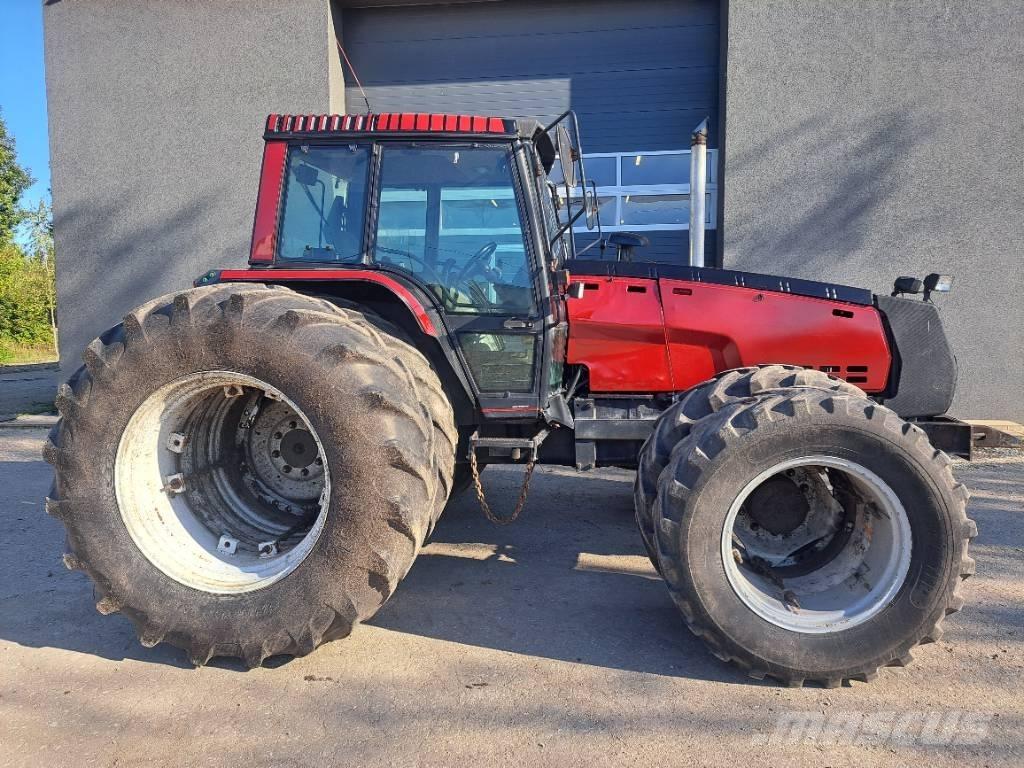 Valmet 8750-4 Traktori