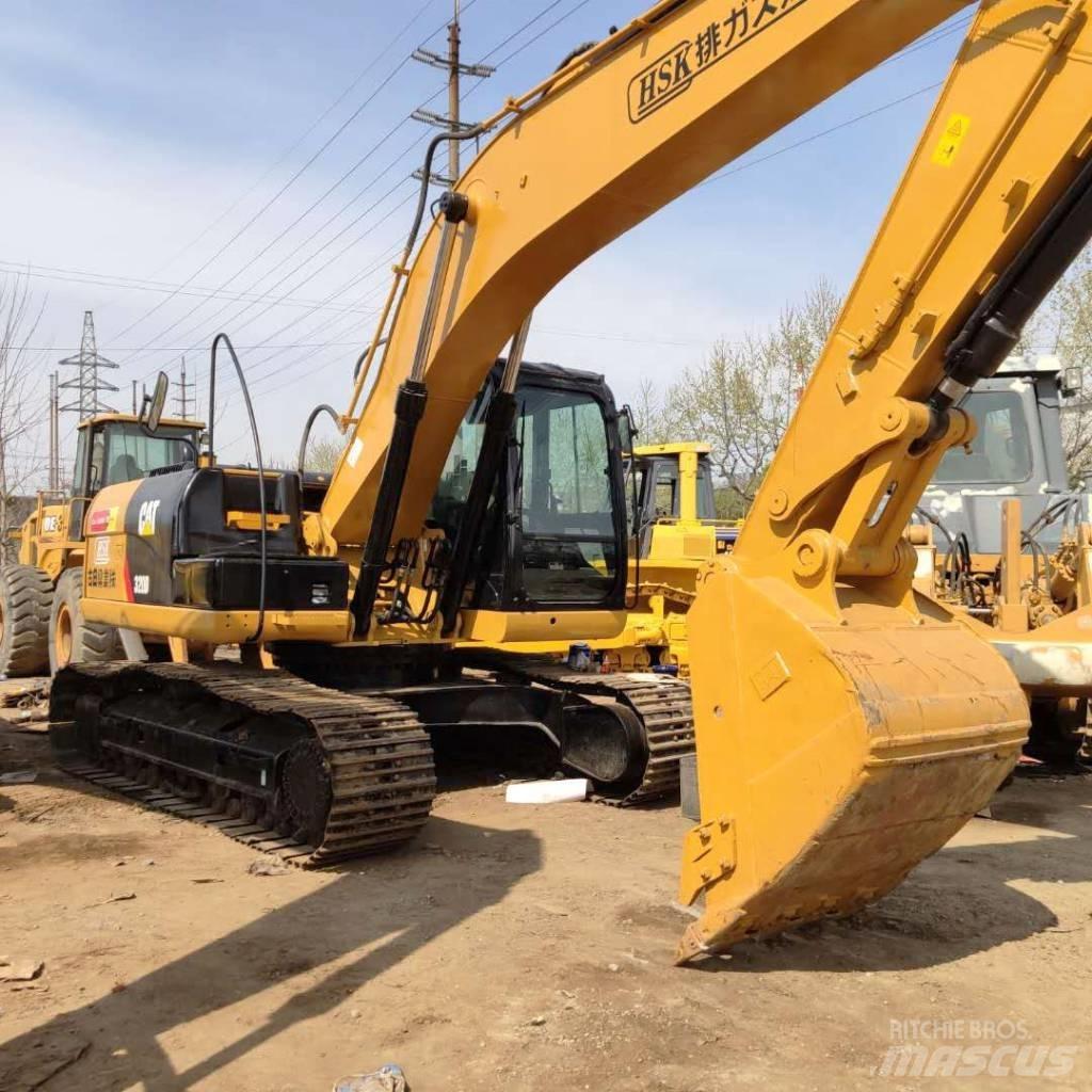 CAT 320D Kāpurķēžu ekskavatori