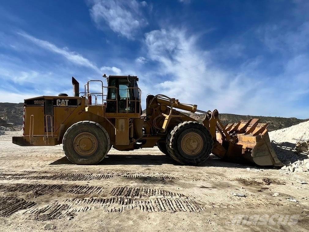 CAT 988 G Iekrāvēji uz riteņiem