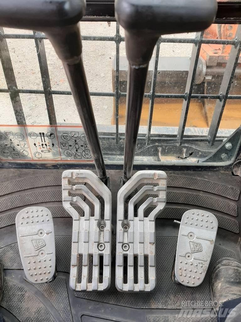 JCB JZ141 LC Kāpurķēžu ekskavatori