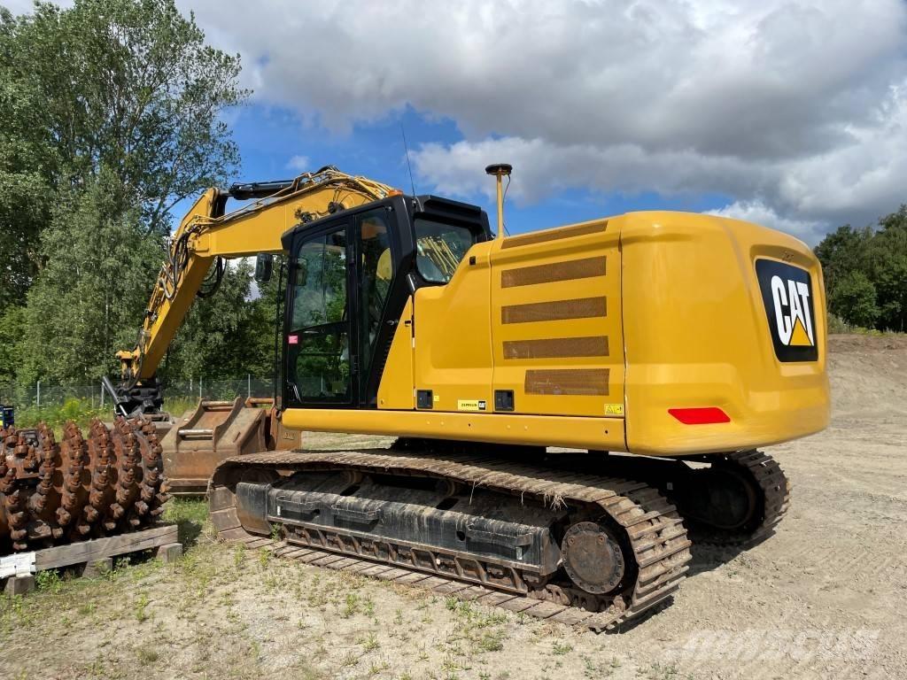 CAT 323 Kāpurķēžu ekskavatori