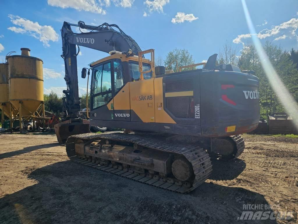 Volvo EC220EL Kāpurķēžu ekskavatori