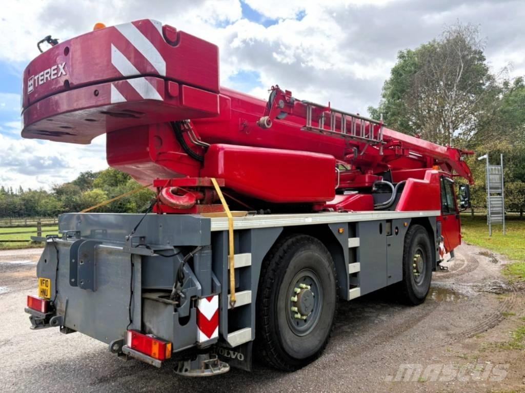 Terex AC40/2L Visurgājēji celtņi