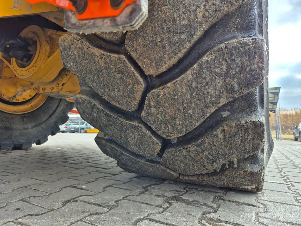 Volvo L 180 H Iekrāvēji uz riteņiem