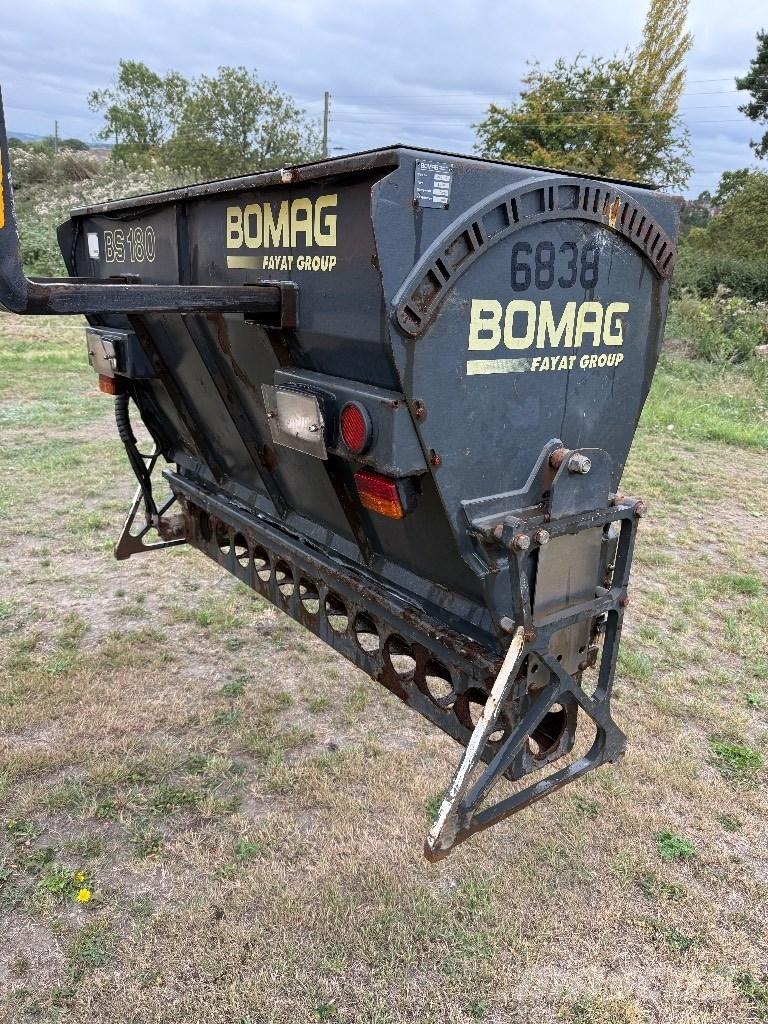Bomag BS 180 Divvalču grunts veltņi