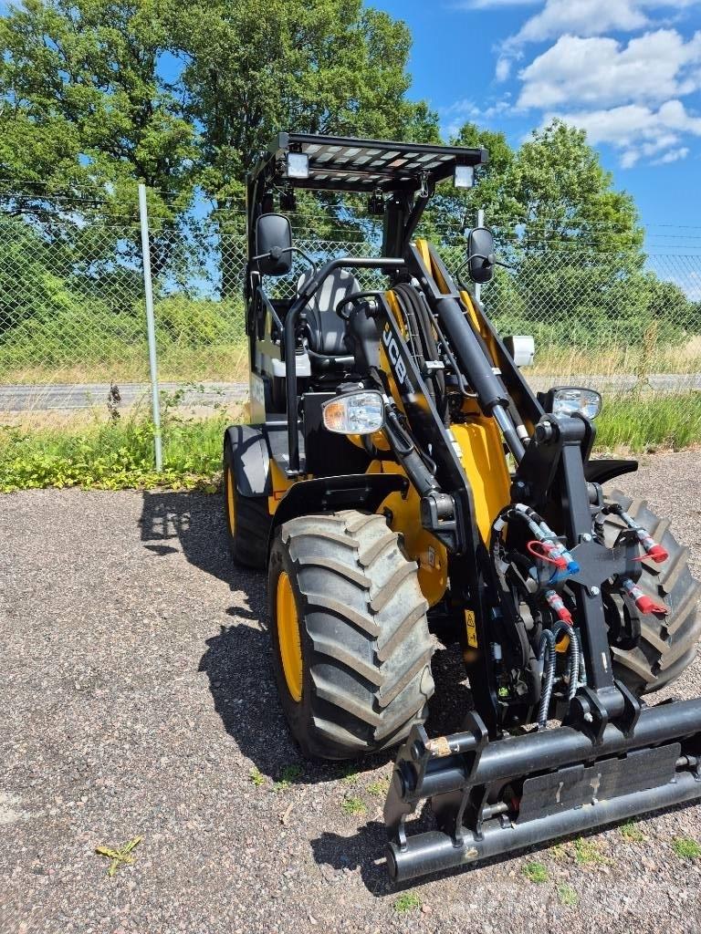 JCB 403 Mini iekrāvēji