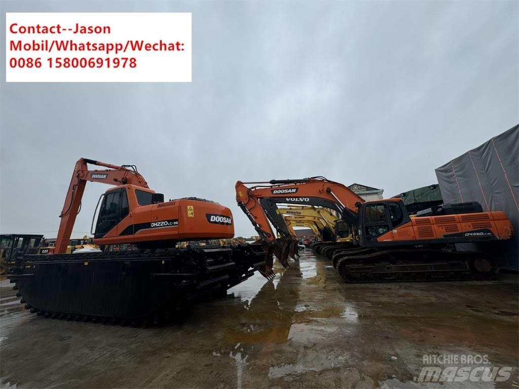 Doosan DH 220 LC-9 E Amfībijas tipa ekskavatori
