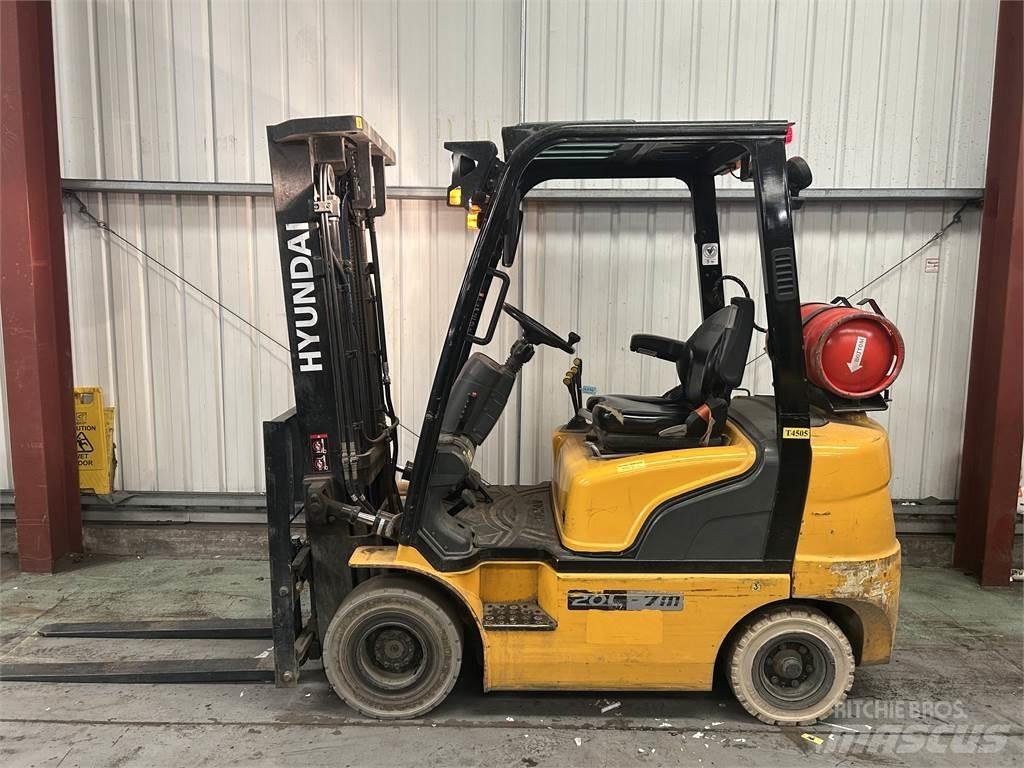 Hyundai 20L-7M LPG tehnika