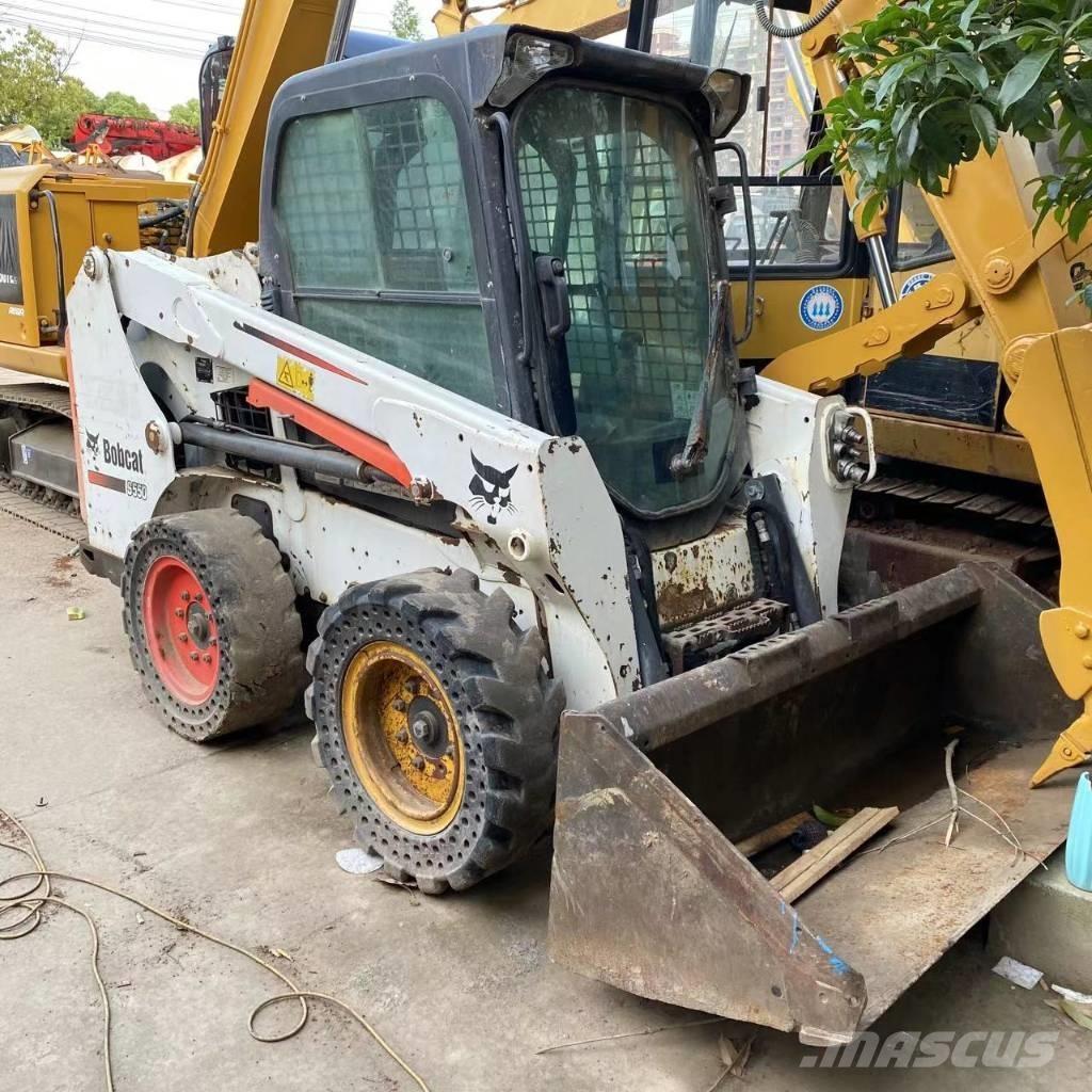 Bobcat S 550 Lietoti riteņu kompaktiekrāvēji