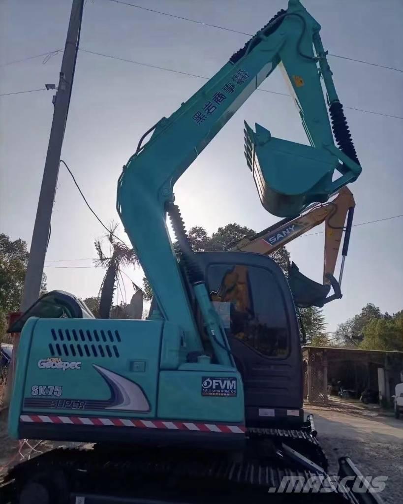 Kobelco 75 Kāpurķēžu ekskavatori