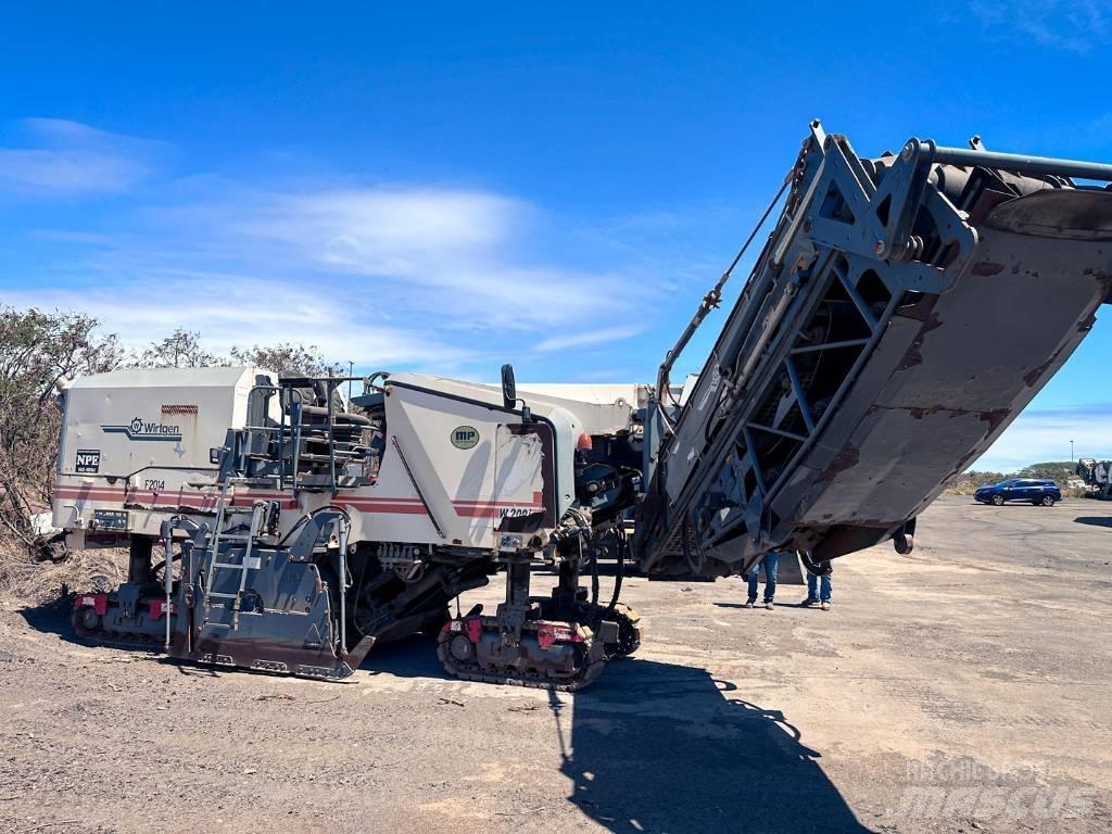Wirtgen W200 Asfalta dzesēšanas iekārtas