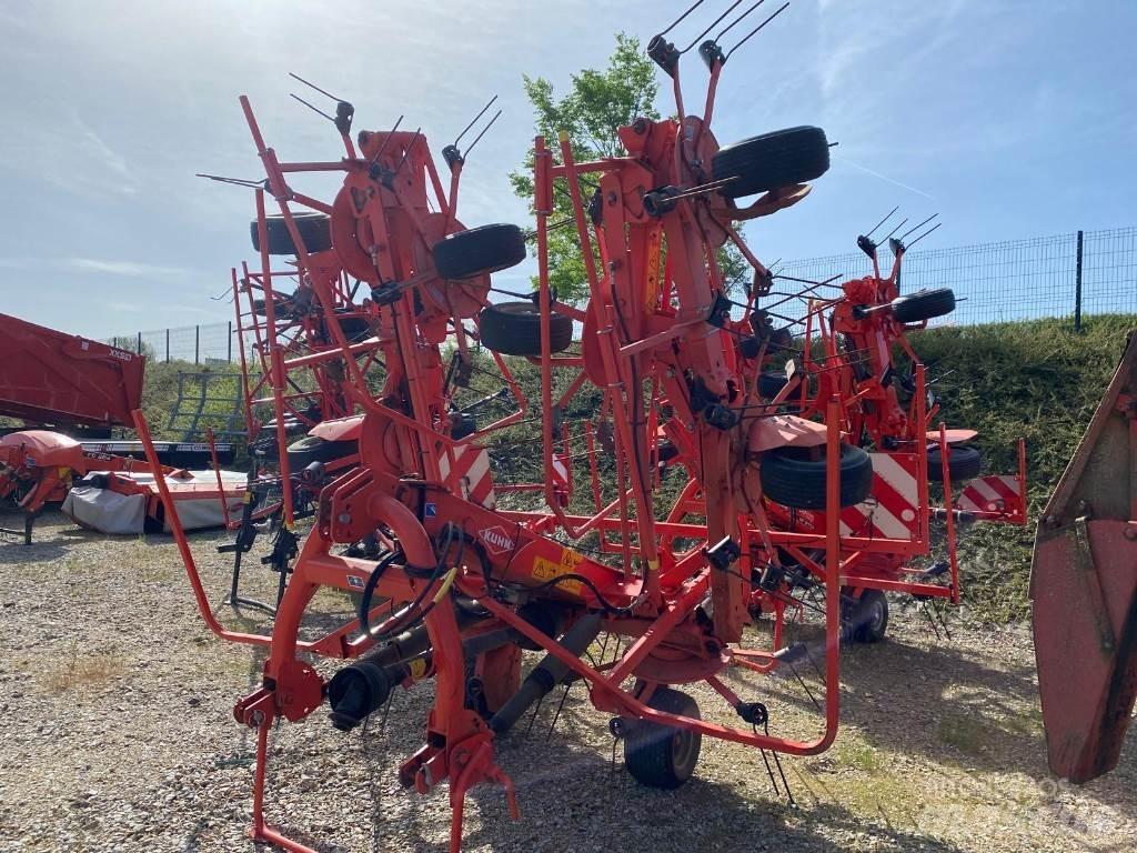 Kuhn GF8702 Grābekļi un siena ārdītāji