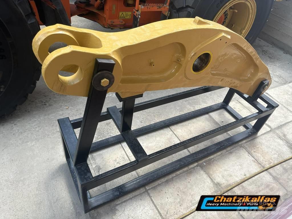CAT  966M ARM Strēles un kausi