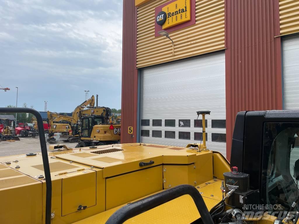 CAT 330 Kāpurķēžu ekskavatori