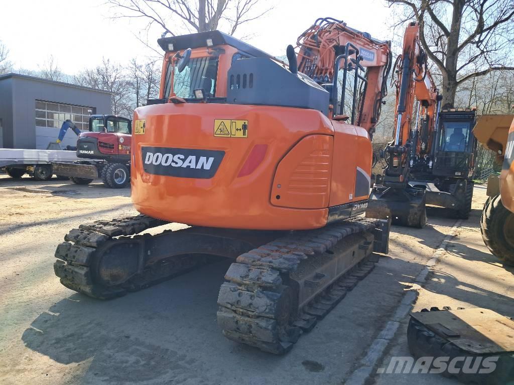 Develon DX 140 LCR-5 Kāpurķēžu ekskavatori
